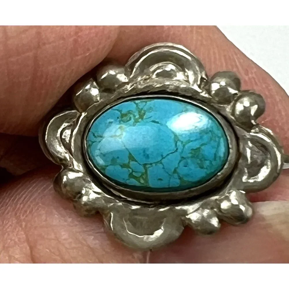 Vintage Silver Toned Turquoise Twist Back Earrings About‎ an Inch Long